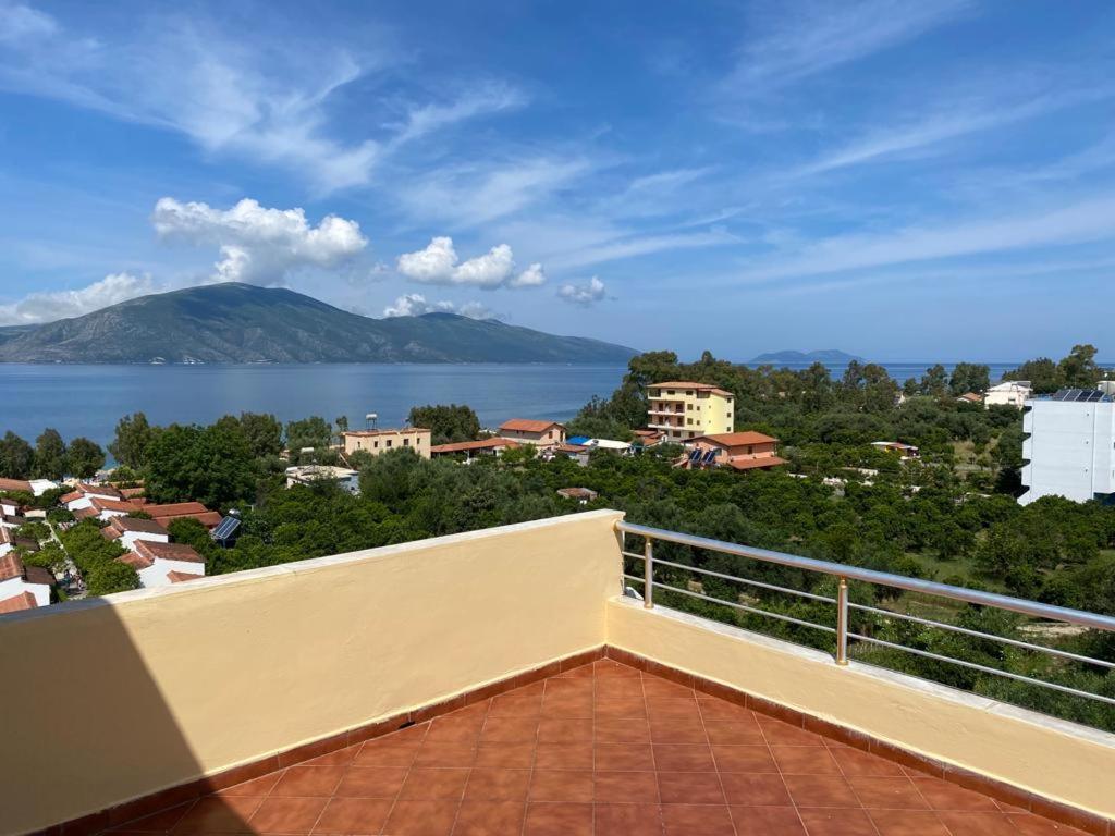 Hotel Dini Radhime Ngoại thất bức ảnh